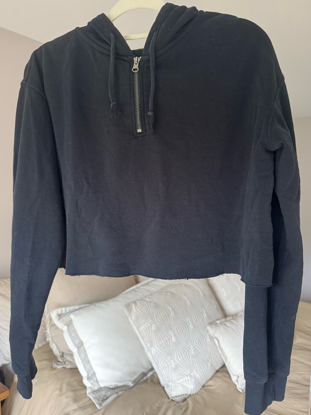 SO Women’s Black Cropped Half-Zip Hoodie (size S)